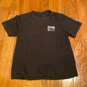 Vans Graphic T-Shirt in a Youth Size Medium